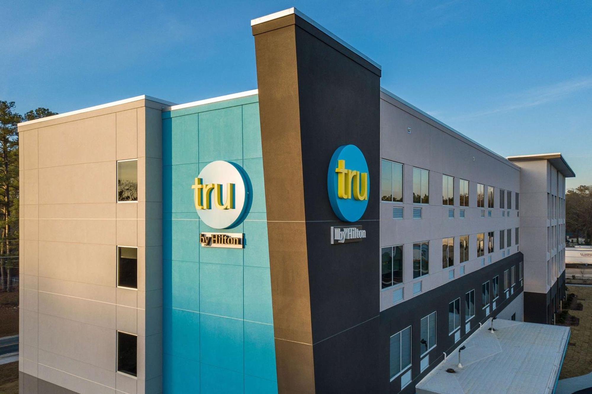 Tru By Hilton Fayetteville I-95 Exterior photo